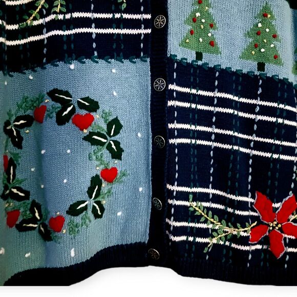 Nutcracker Women's Size 1X Vintage Christmas Poinsettia Button Down Vest - Picture 3 of 5